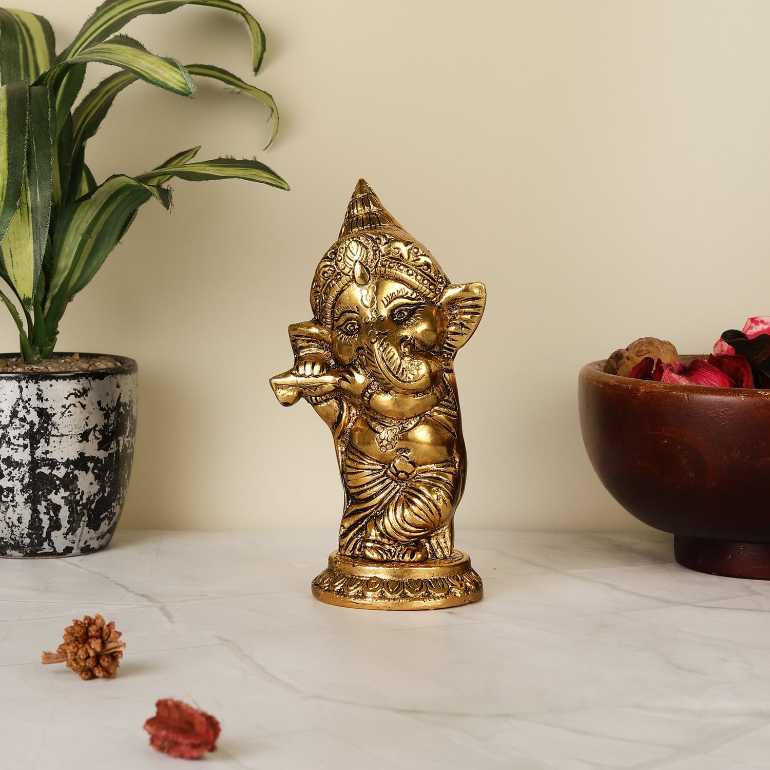 Ganesh Home Décor Accent