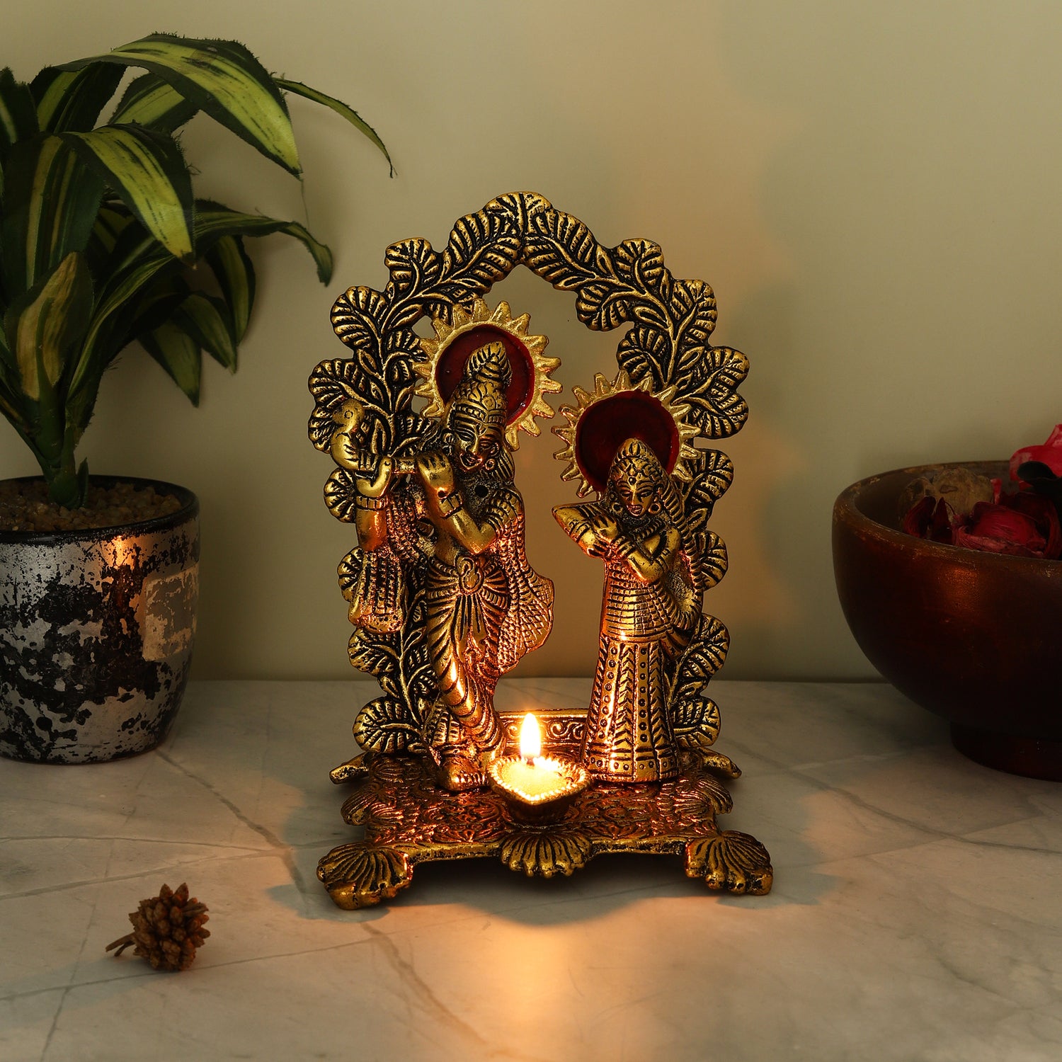 Radha Krishna Aura Statue Home Décor