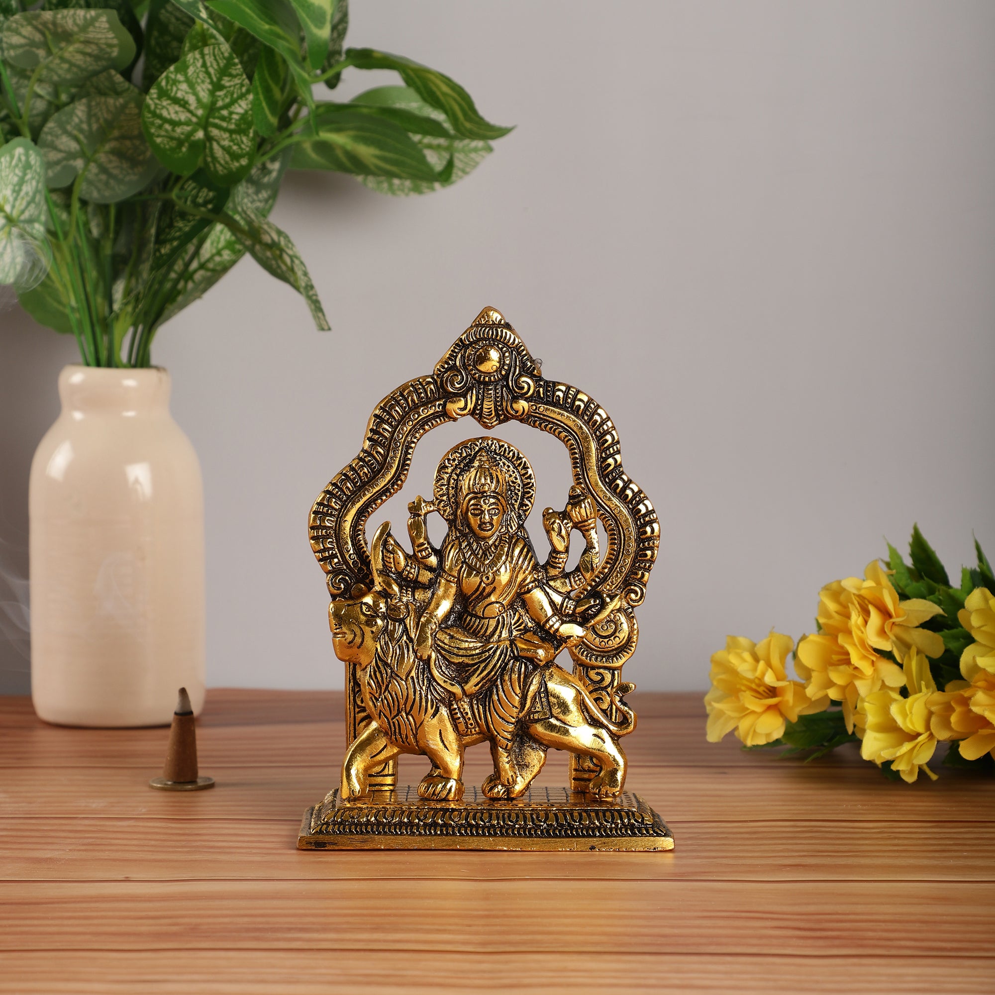 Fengshui Mata Rani Statue