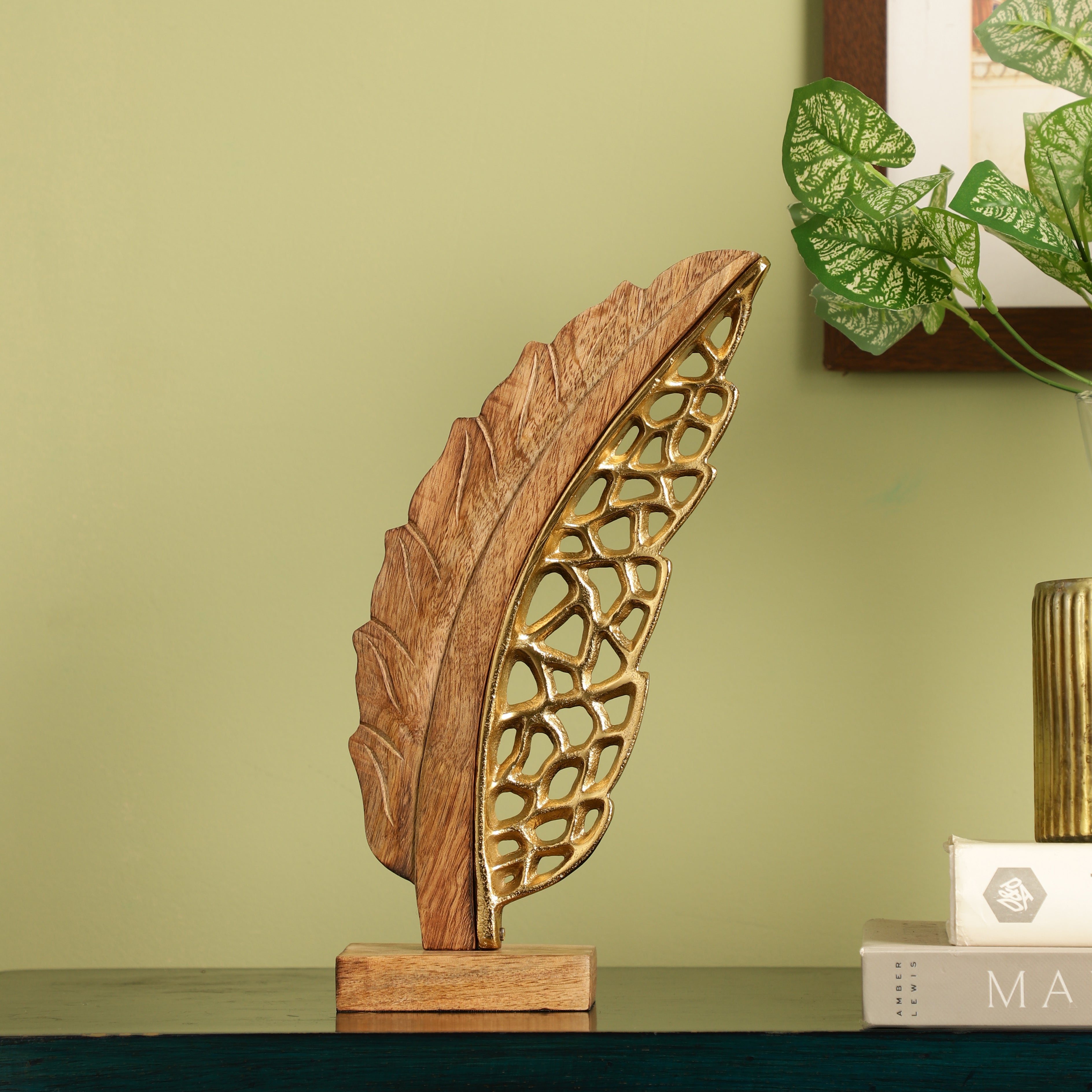 Leaf Tabletop Home Décor Accent