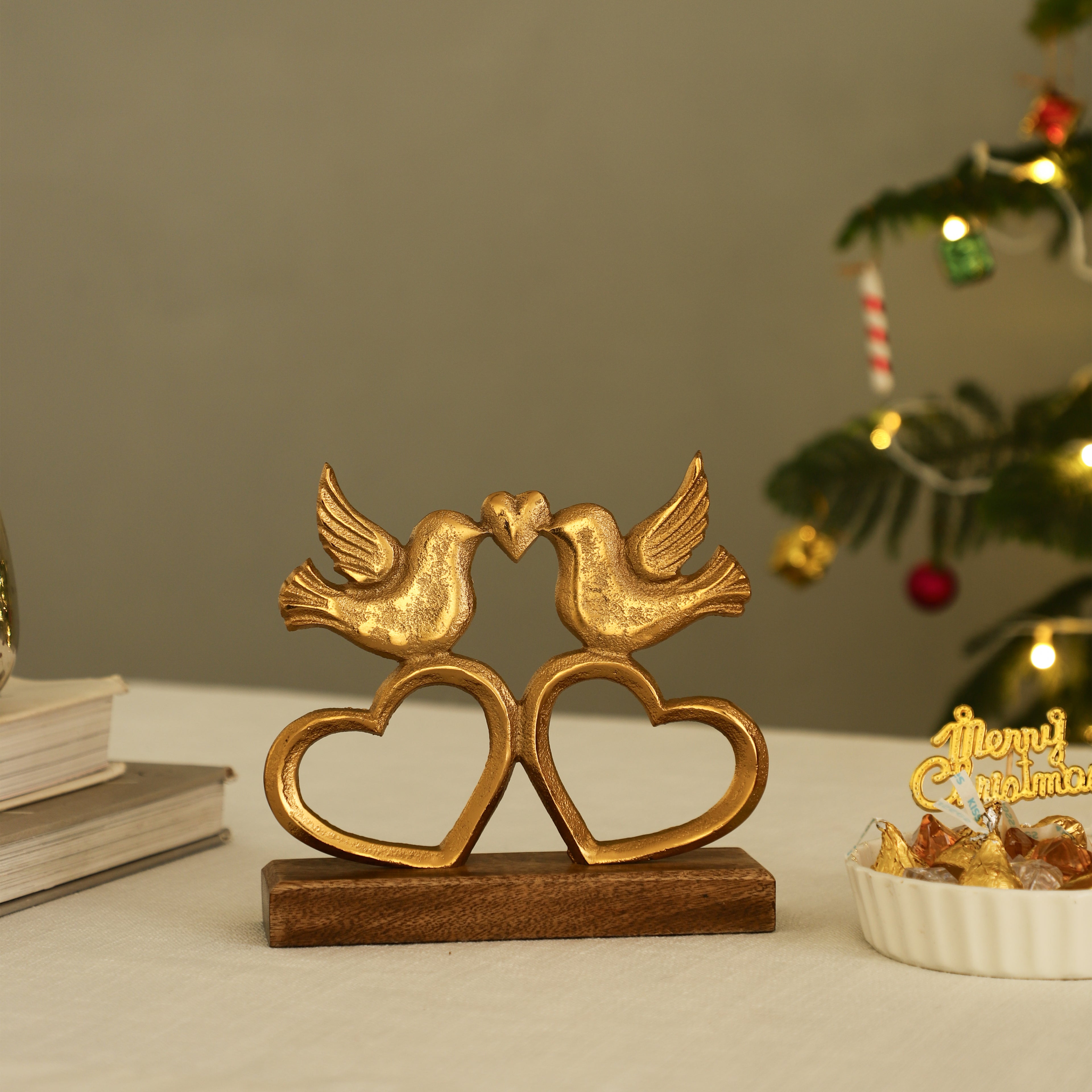 Love Birds Wooden Base