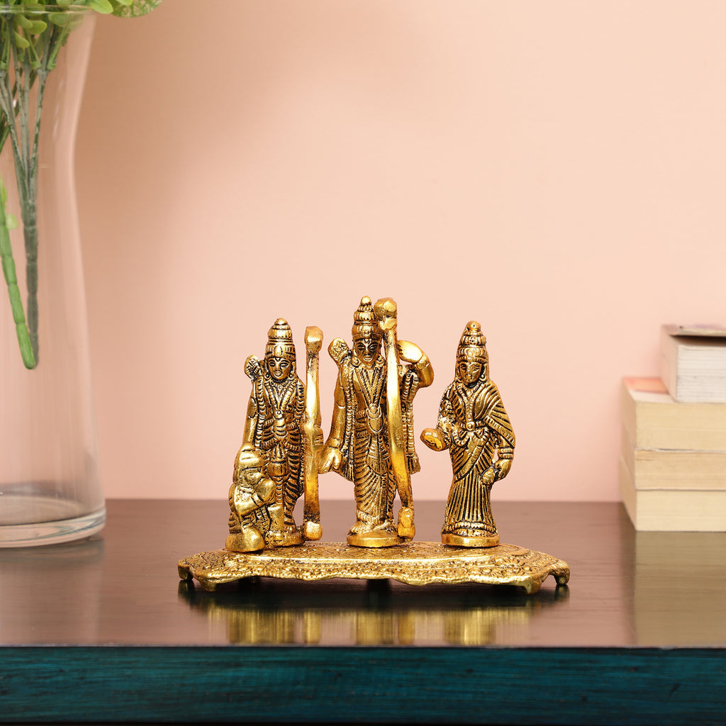 Classic Devotion Golden Ram Darbar Idol Rakhi Hamper